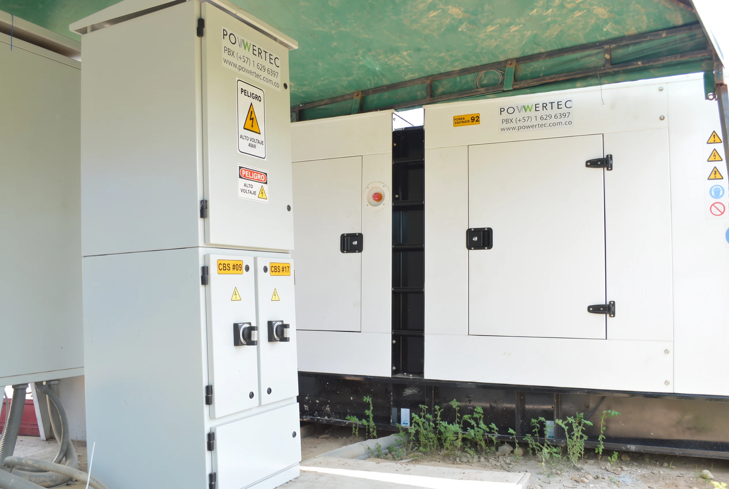 Synchronized and parallel systems: Architectures with two or more generator sets to share load, increase capacity and provide redundancy